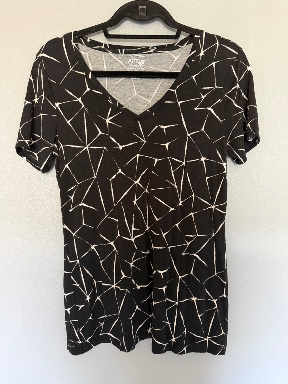 Apt. 9 Minimalist Artsy Abstract Geometric Print Short Sleeve Shirt Small